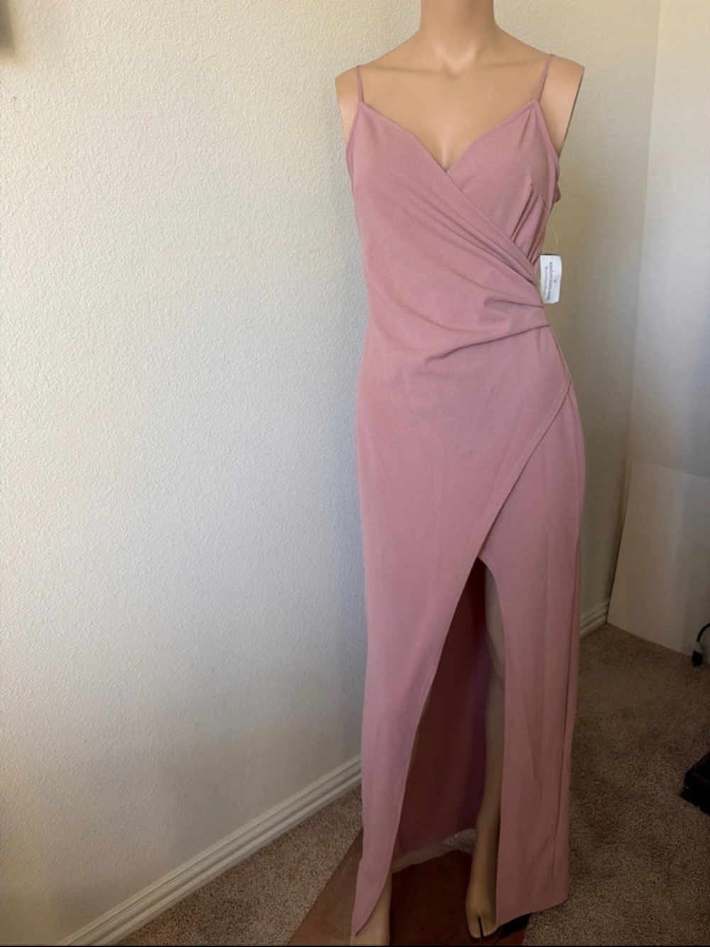NWT Windsor Dusty Rose Wrap Maxi Dress Medium
